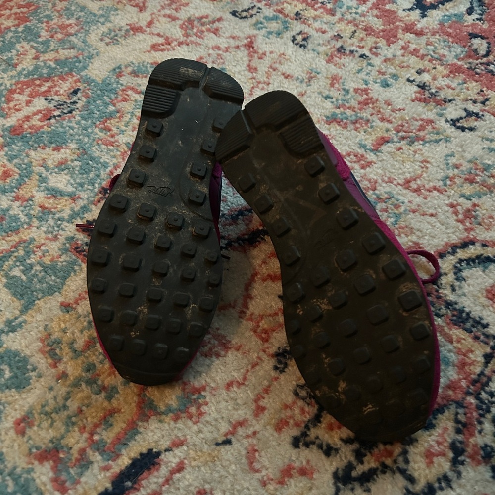 Nike Women's Sneakers - Picture 7 of 9